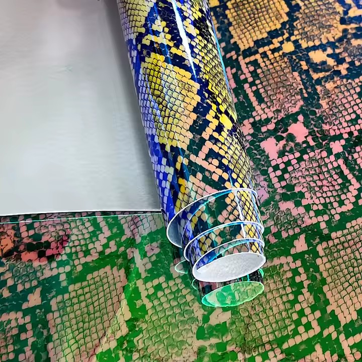 新款动物人造乙烯基织物全息 PU 豹纹皮革鞋履和包袋