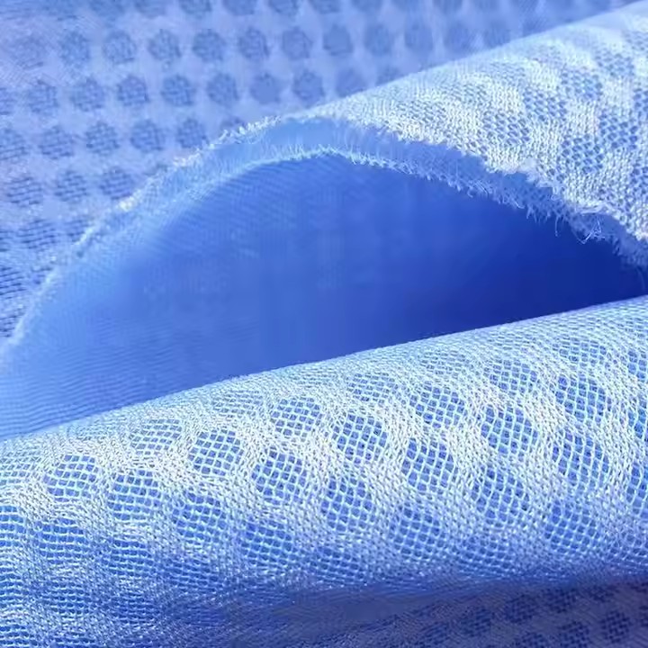 100% 涤纶网眼织物运动鞋经编 3d 间隔织物空气网眼 3d 网眼鞋面