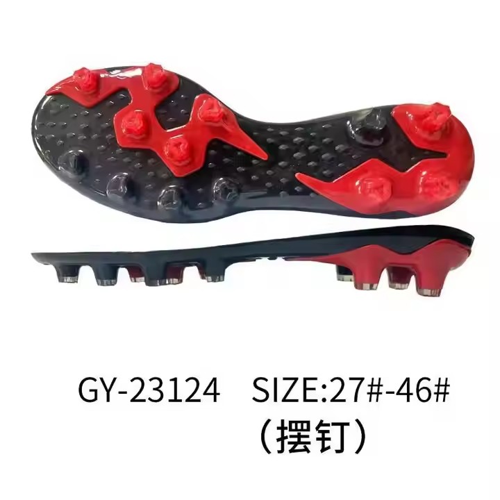 Ny type TPU fotballskos&aring;ler 