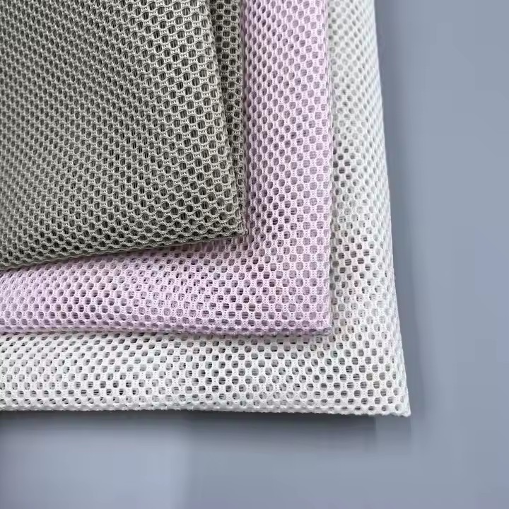 2025年中国制造商飞行针织透气运动男式3D空气网布其他鞋面材料