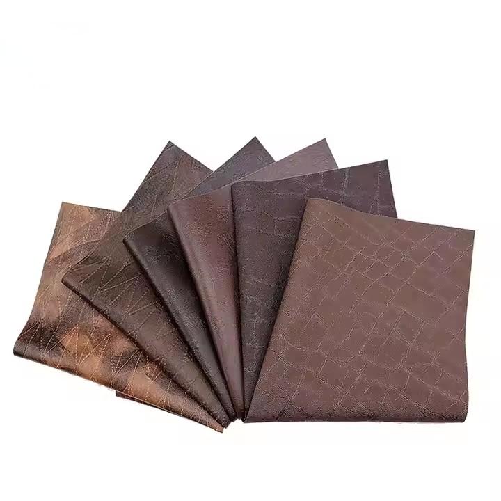 带躺椅的皮革组合沙发