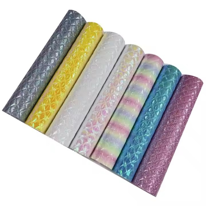 闪光镜面压花绗缝面料合成皮革防水化妆包鞋类箱包家居装饰