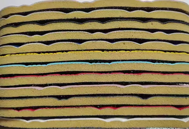 批发汽车座椅脚踏压花PVC合成革皮革材料